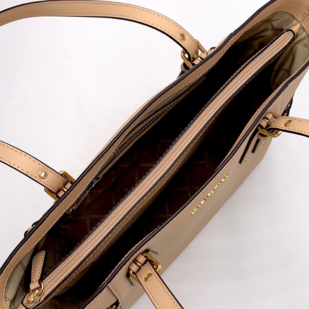 MICHAEL KORS Voyager East West Tote OYSTER COLOR - Picture 8 of 15